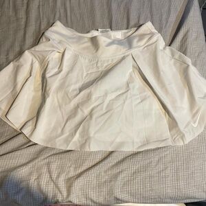 Nike Dri-Fit Pleated White Golf Tennis Skirt Pockets Size Medium